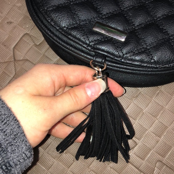 Small black purse from Claire’s - Picture 3 of 5